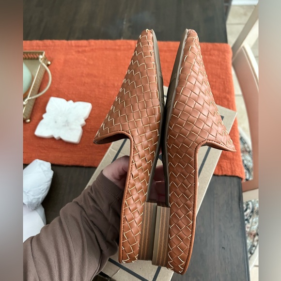 MIA Johona Mule in Tan Woven 6.5 - Picture 2 of 7